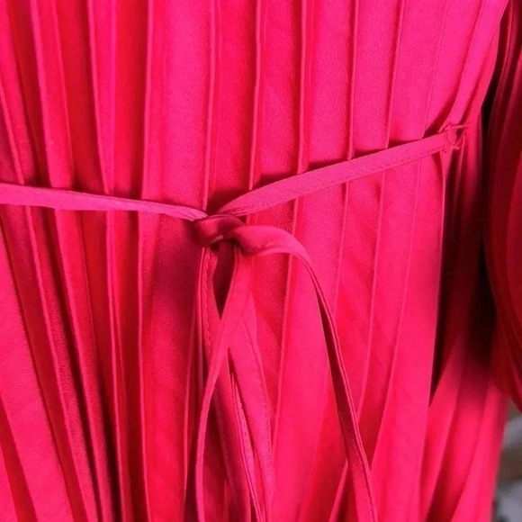 EXPRESS evening dress, HOT PINK MUST HAVE ! NEW!pleated,Romantic,gala,oversized - Picture 14 of 15